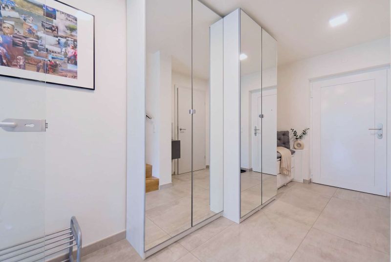 Hochwertiges Eckreihenhaus in Ruhelage mit gro�em Garten, Keller, PV-Anlage und zwei Stellpl�tzen /  / 1220&nbsp;Wien / Bild 3